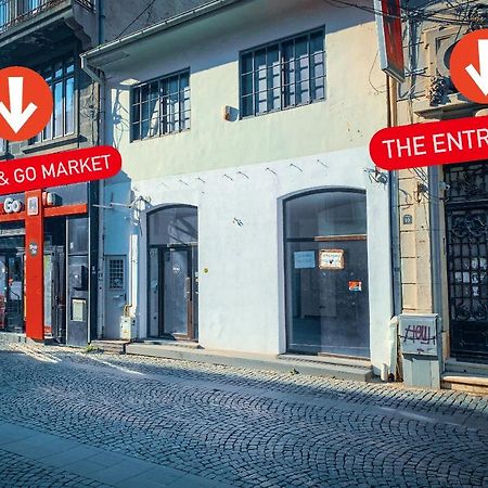 Apartament Cool Flat With Hot Tub In The Old Town Bukareszt Zewnętrze zdjęcie